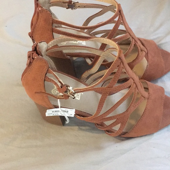 Cognac heels - Picture 2 of 4